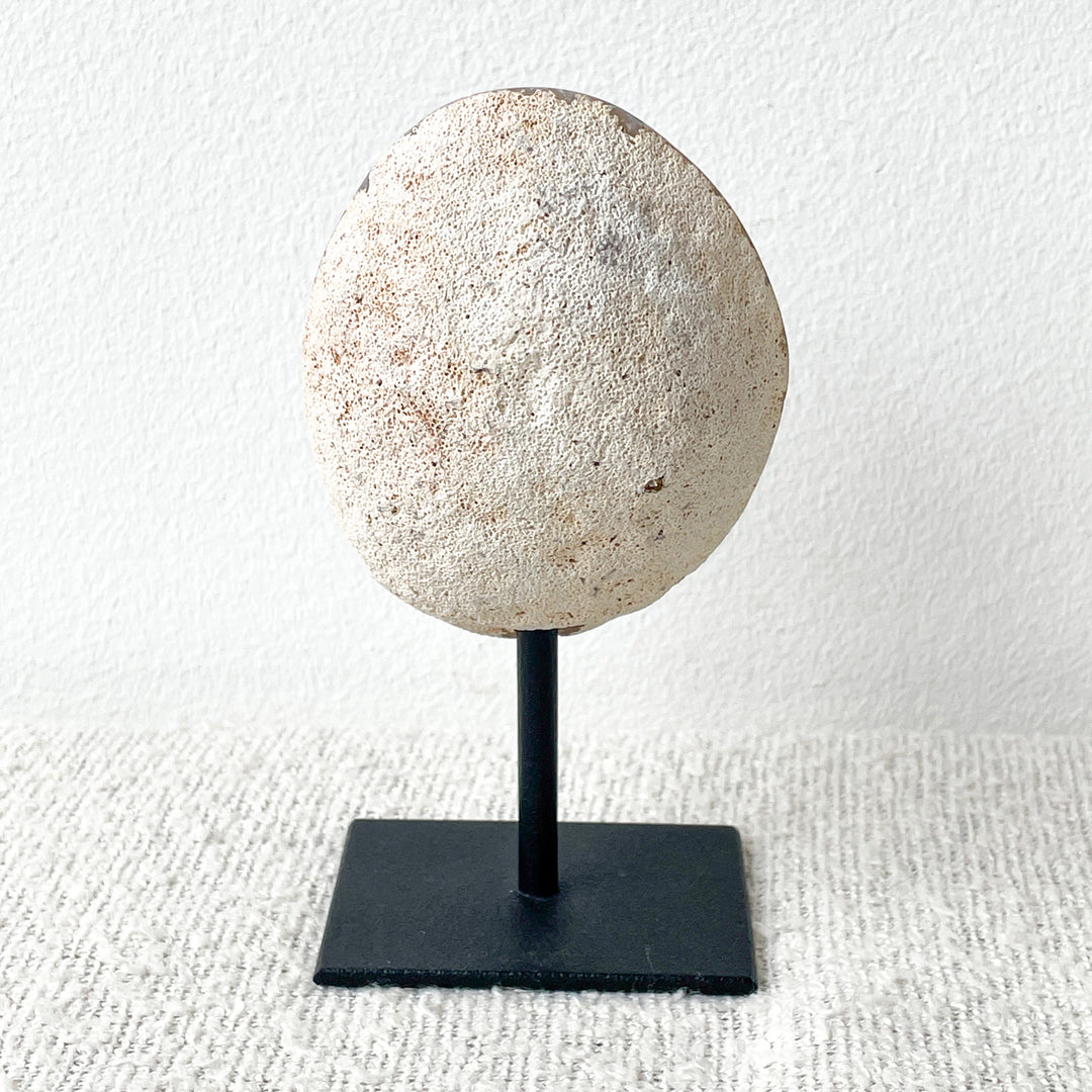 agaat druzy geode op standaard edelsteen mineraal statement piece