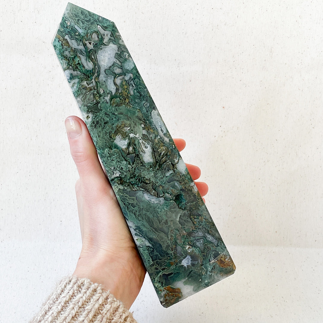 mosagaat bosagaat boomagaat groene toren sculptuur edelstenen mineralen statementpiece showstuk